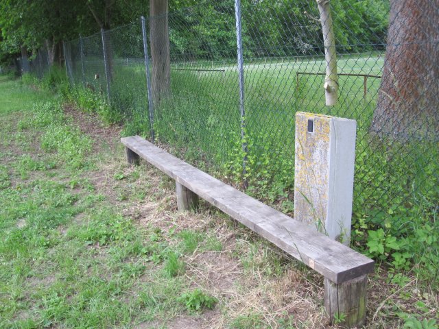 Erneuerung der Bänke Teil 2