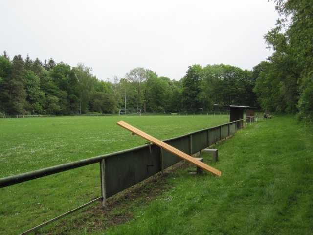 Erneuerung der Bänke Teil 2